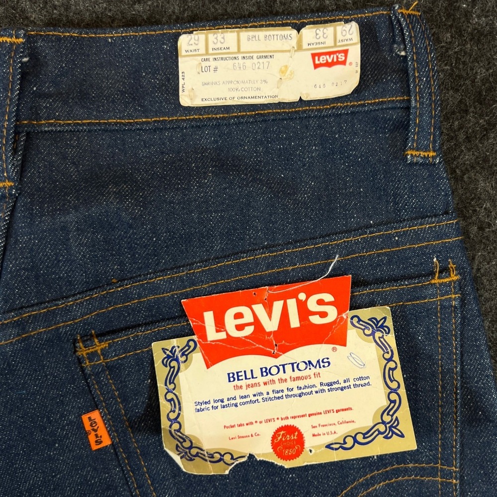 VTG 70s Levis 646 Bell Bottom Flare Jeans Mens 29x33 NOS Dark Wash Flasher USA